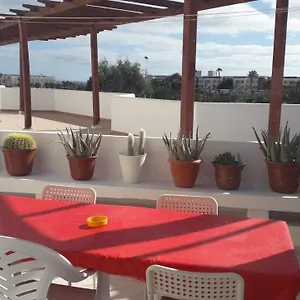 Sunny Self-catering Costa Teguise, Lanzarote, Spain Apartamento